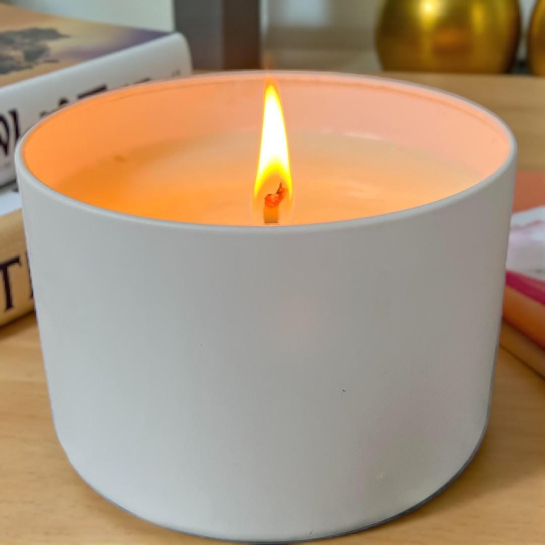 Matte Black Ivory Tin Candle | Luxury Soy Wax Migraine - Safe 180g | ~20h Burn Tin Collection - Bergam Candles