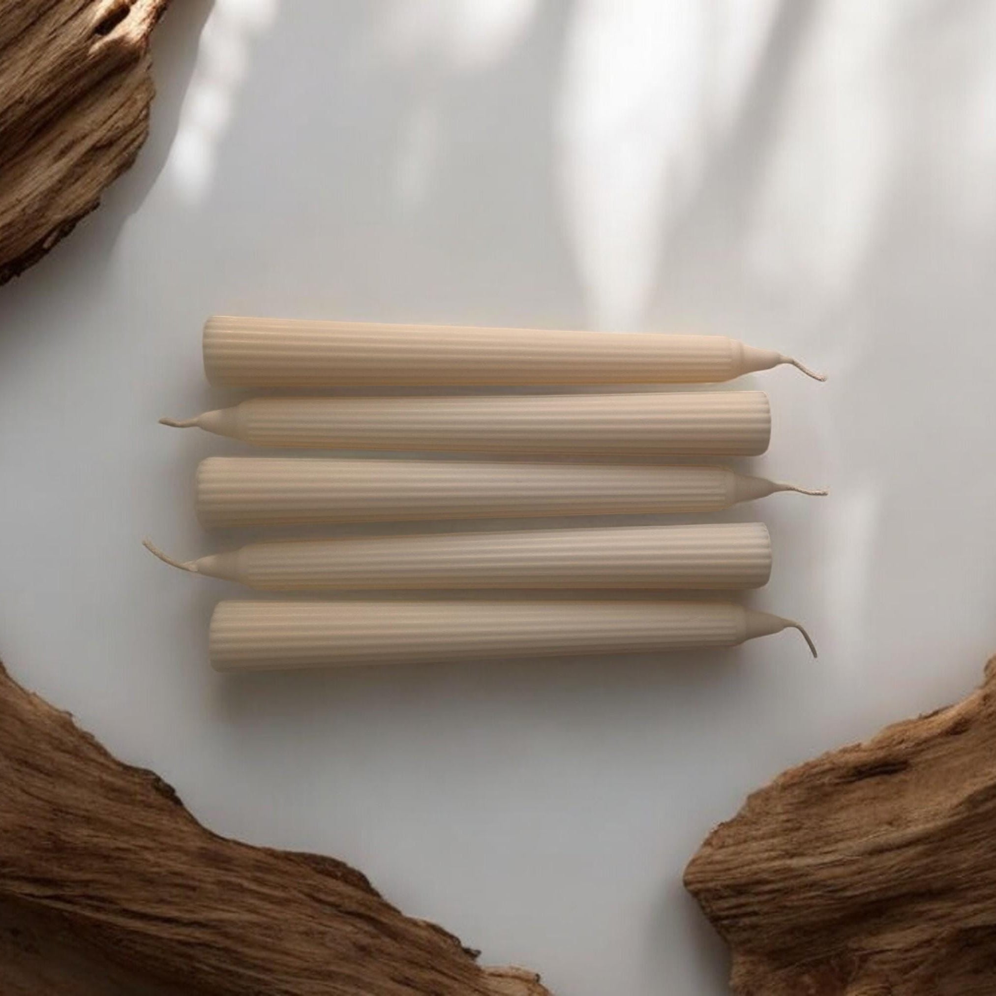 Thin Taper Dining Candles Set | 3/5 Pack Soy Beeswax Migraine - Safe | Elegant Dinner 120g - 200g - Bergam Candles