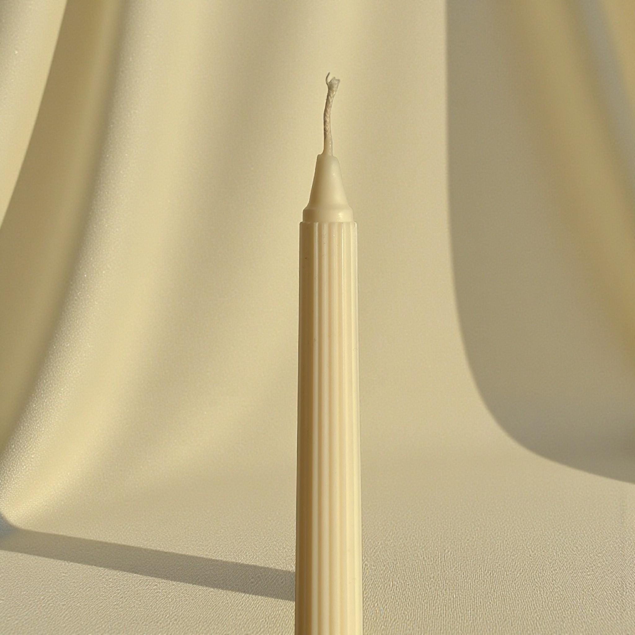 Thin Taper Dining Candles Set | 3/5 Pack Soy Beeswax Migraine - Safe | Elegant Dinner 120g - 200g - Bergam Candles